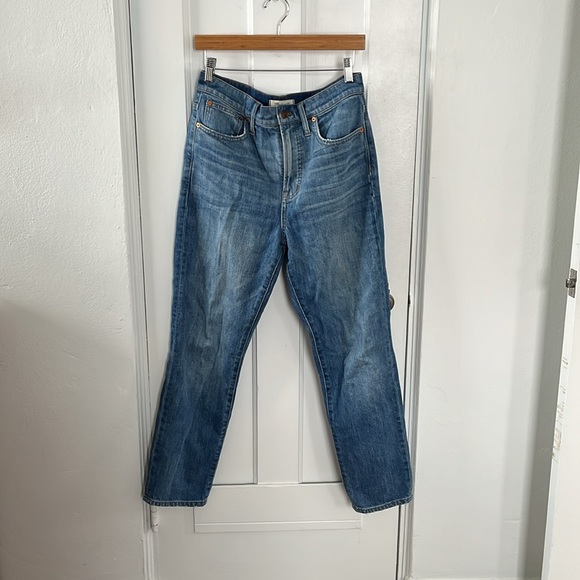 The Perfect Vintage Highrise Jean in Silverleaf Wash: Retro Pocket Edition - Picture 6 of 9